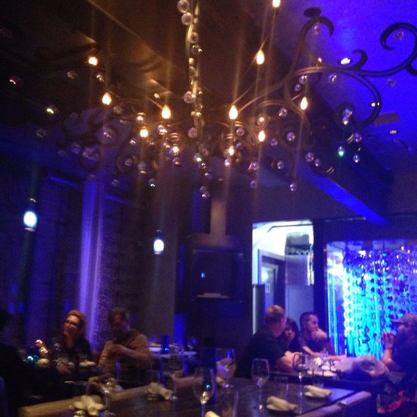 3/17/2014 tarihinde Cesar M.ziyaretçi tarafından Silver Restaurant &amp; Lounge'de çekilen fotoğraf