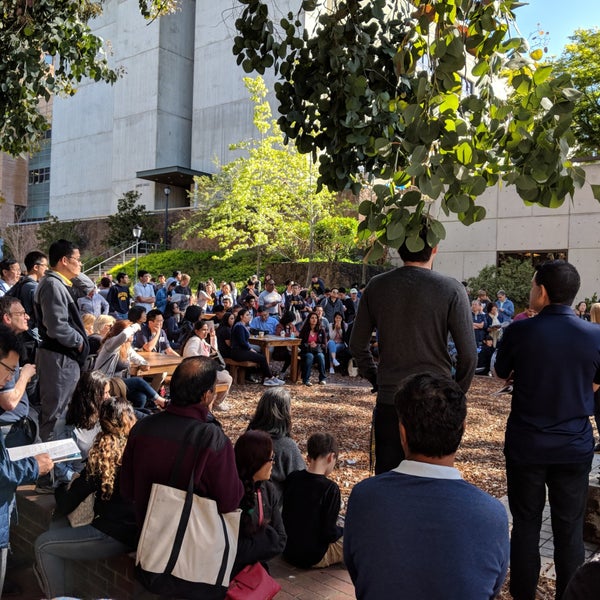 McLaughlin Hall University of CaliforniaBerkeley 76 ziyaretçidan 1