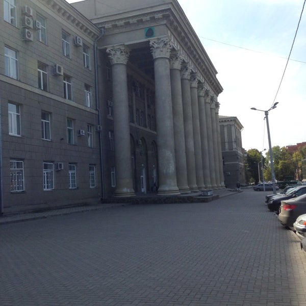 Таганрогский радиотехнический институт таганрог. Таганрогский радиотехнический институт. Юфу таганрог некрасовский. Корпус и юфу таганрог. Южный федеральный университет таганрог.