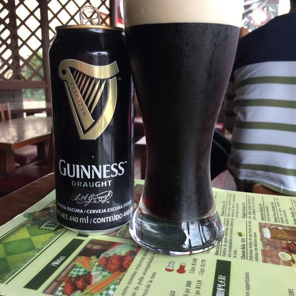 Foto tomada en Dublin Beer &amp; Bites  por Richard G. el 6/21/2019