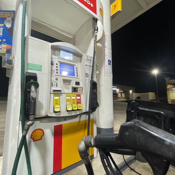 Shell Expressway Fuel Station in Montgomery