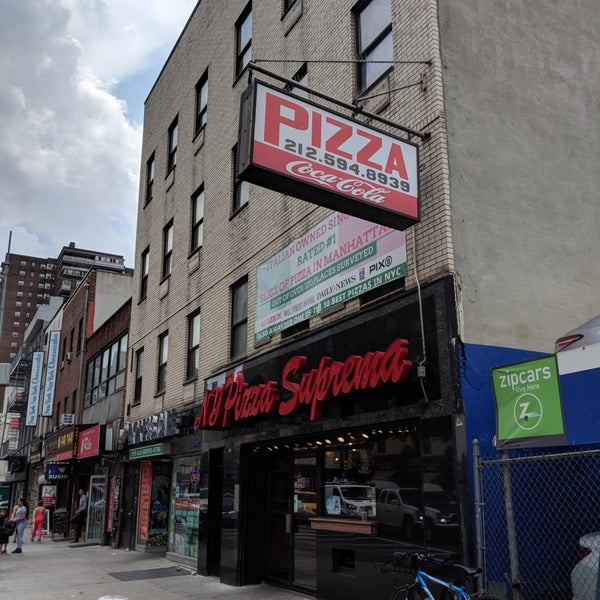Foto tirada no(a) New York Pizza Suprema por Randy em 7/17/2018