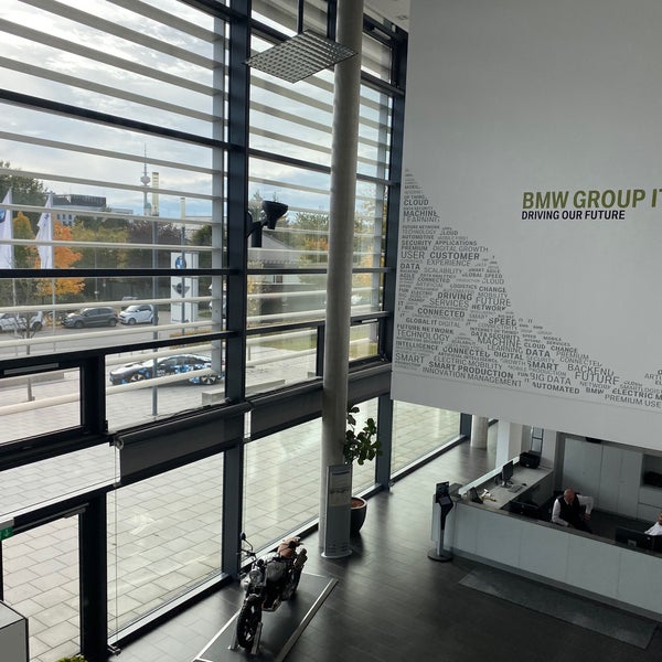 Foto tomada en BMW Group Informationstechnologiezentrum (ITZ)  por Anderson V. el 10/18/2019