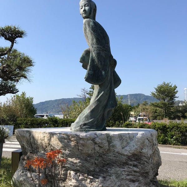 見返り美人像 鋸南町 鋸南町吉浜517 1