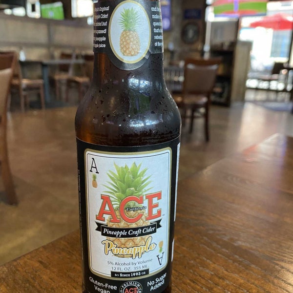 Streetcar Grille & Tavern Crossroads 1 tip from 160 visitors