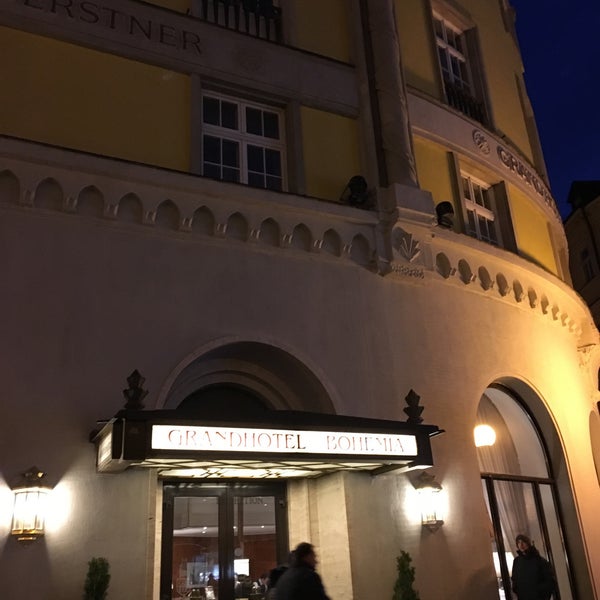 3/7/2016 tarihinde Vildan Y.ziyaretçi tarafından Grand Hotel Bohemia'de çekilen fotoğraf