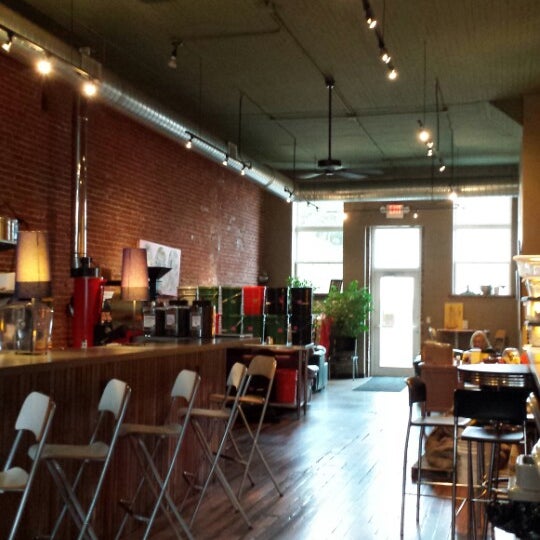 10/15/2013にDustin J.がHarbor Perk Coffeehouse &amp; Roasting Co.で撮った写真