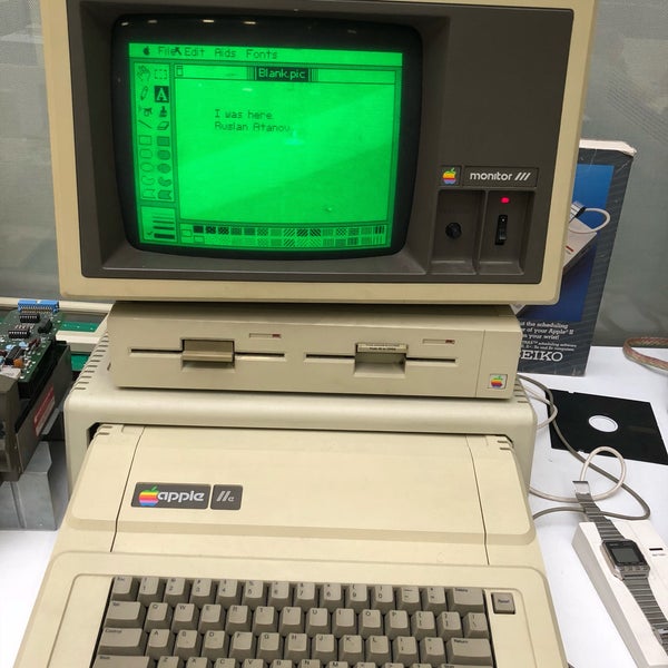 Photo taken at Moscow Apple Museum by Руслан А. on 6/7/2018