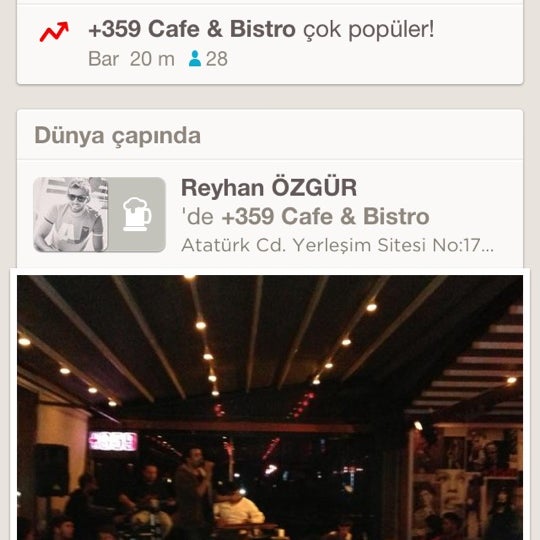 Foto scattata a +359 Cafe &amp; Bistro da Reyhan Ö. il 10/22/2013