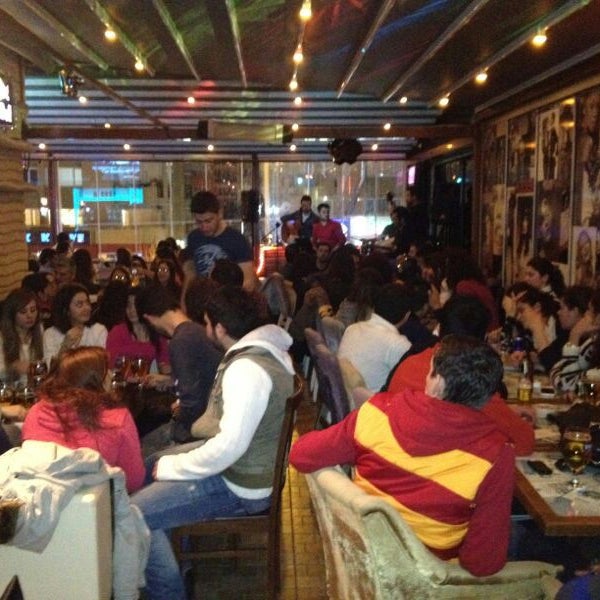 3/10/2013にReyhan Ö.が+359 Cafe &amp; Bistroで撮った写真