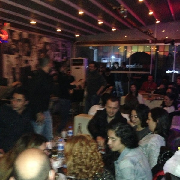 Foto scattata a +359 Cafe &amp; Bistro da Reyhan Ö. il 11/23/2013