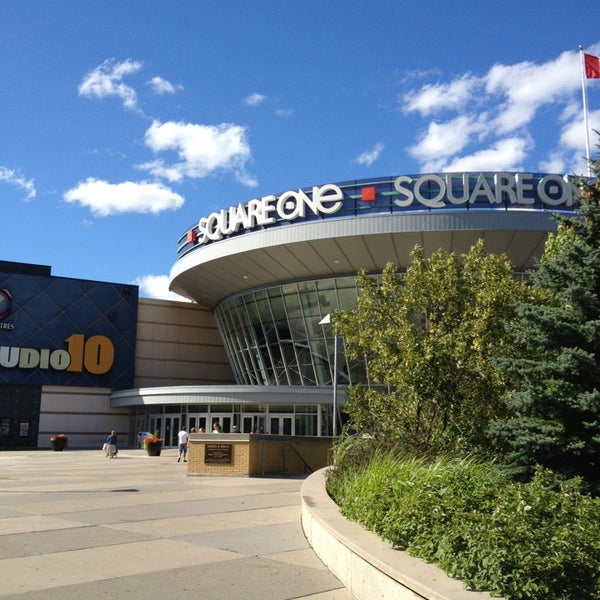 Are Dogs Allowed In Square One