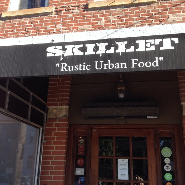 รูปภาพถ่ายที่ Skillet Rustic Urban Food โดย Ben K. เมื่อ 9/7/2014