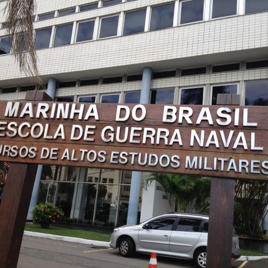 9/29/2012にKarinaがCentro de Estudos de Pessoal e Forte Duque de Caxias (CEP/FDC)で撮った写真