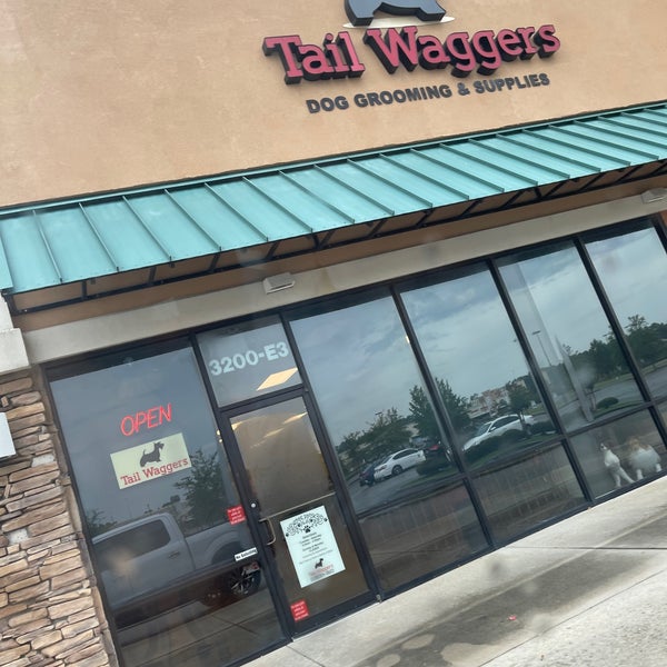 Tail Waggers Pet Store