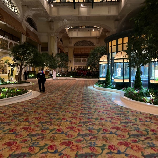 รูปภาพถ่ายที่ Beau Rivage Resort &amp; Casino โดย Raj T. เมื่อ 11/6/2021