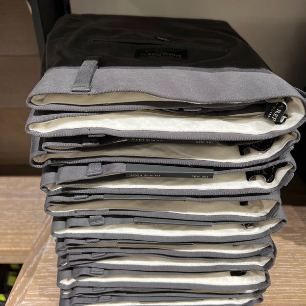 Banana Republic Clothing Store