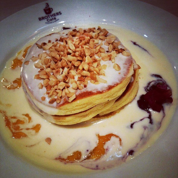 Photos At Brothers Cafe 梅田opa店 3 Tips From 794 Visitors