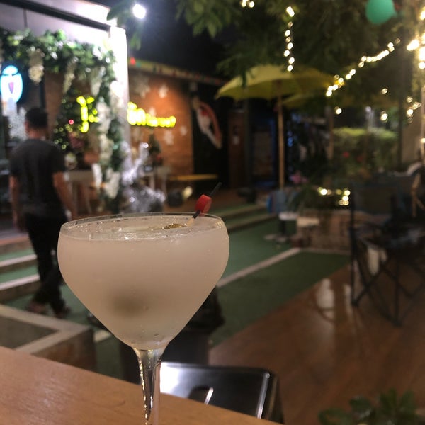Q bar. Q bar