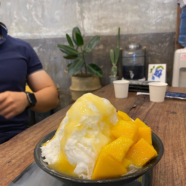 Ice hub. Ice hub