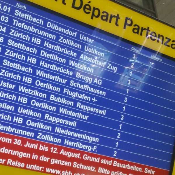 Das Foto wurde bei Bahnhof Zürich Stadelhofen von Jansku R. am 7/24/2018 aufgenommen