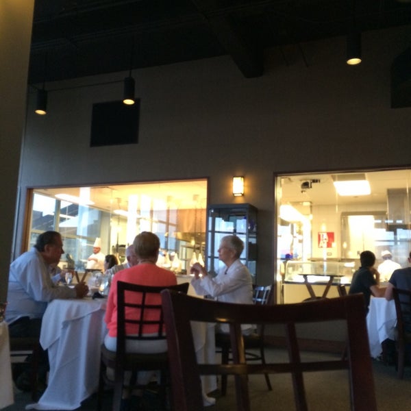 Kendall College Dining Room