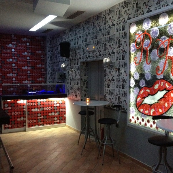 Red Rose Bar in Λίνδος