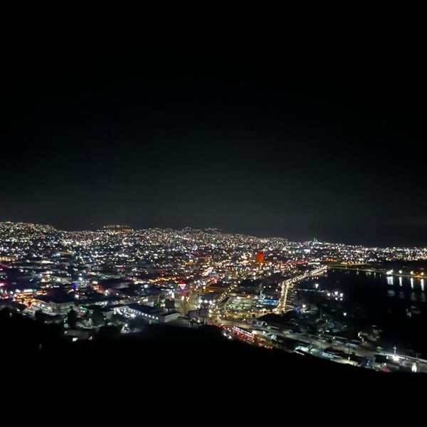 Luz noche en Ensenada