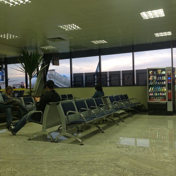รูปภาพถ่ายที่ Aeroporto Internacional de Campinas / Viracopos (VCP) โดย Paulo R. เมื่อ 4/29/2013