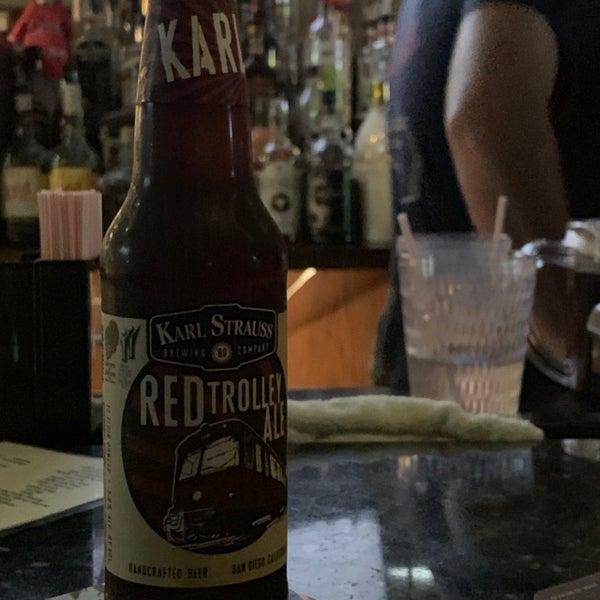 Garf's Sports Lounge Sports Bar in Costa Mesa