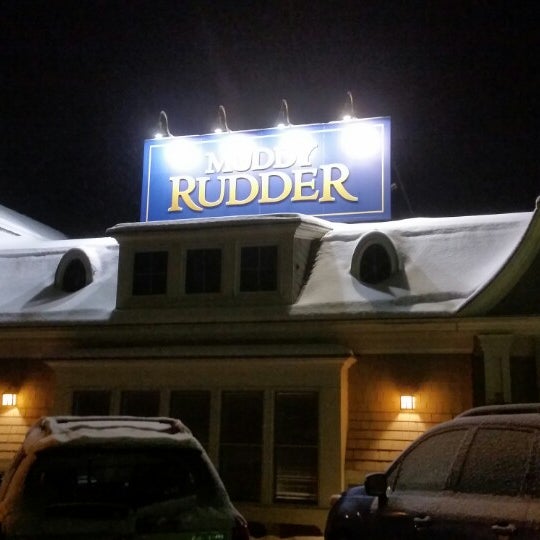 Снимок сделан в Muddy Rudder Restaurant пользователем Jonathan 1/13/2015