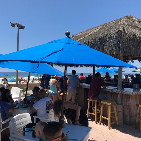 7/2/2017 tarihinde Tom M.ziyaretçi tarafından WaveHouse Beach Club'de çekilen fotoğraf