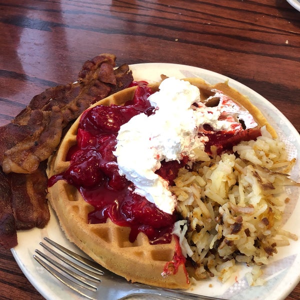 Hillside Restaurant 12 tips from 275 visitors