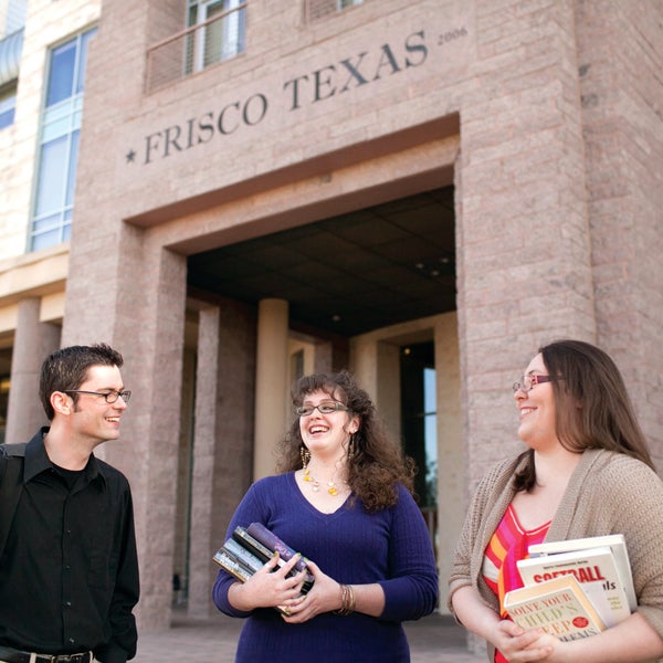 Foto tirada no(a) Frisco Public Library por Frisco Public Library em 5/12/2014
