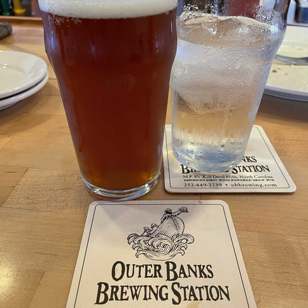 Photo taken at Outer Banks Brewing Station by Wayne on 5/12/2022
