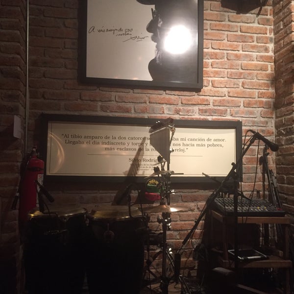 2/10/2017에 Ivonne님이 Café Bar 500 Noches Celaya에서 찍은 사진