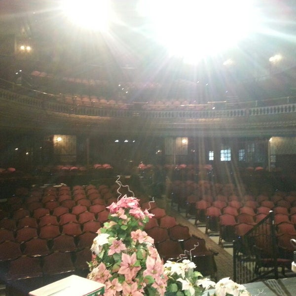 8/3/2013 tarihinde Ames👣ziyaretçi tarafından Grand Opera House'de çekilen fotoğraf