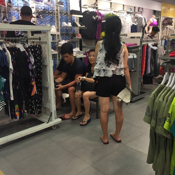 Ondenkbaar Chip verlies Photos at Adidas Beachwalk Bali - Sporting Goods Shop in Bali