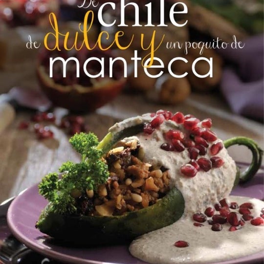 Encantados en la presentación de nuestro libro , "De chile, de dulce y un poquito de manteca" , en el Ixchel , un éxito !!