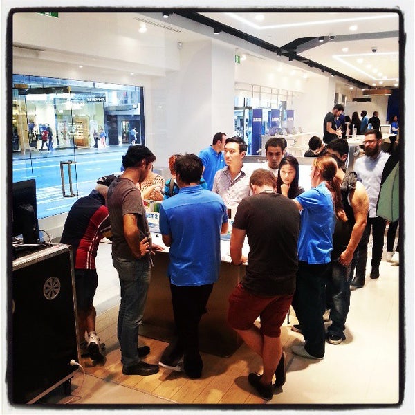 Samsung Experience Store Sydney City Center 450 St.