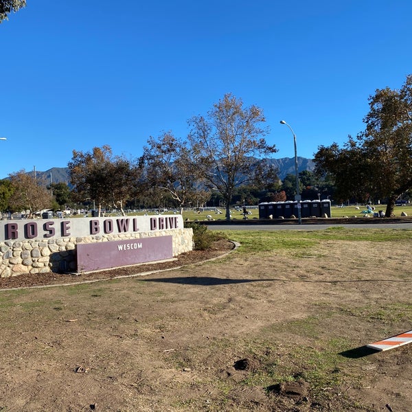 Rose Bowl Loop Track in Pasadena