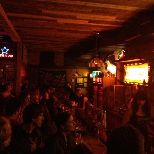 Photo taken at Honky Tonk Tavern by Bastian B. on 5/12/2013