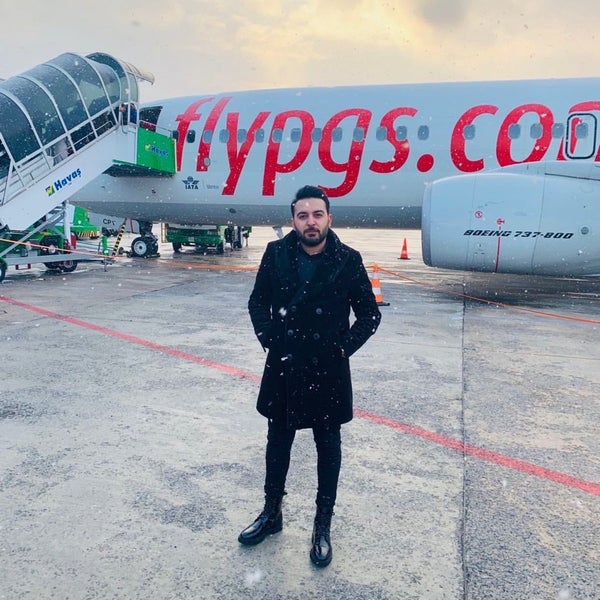 photos at windy car rental rental car location