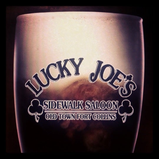 Photo prise au Lucky Joe&#39;s par Kevin L. le10/4/2012