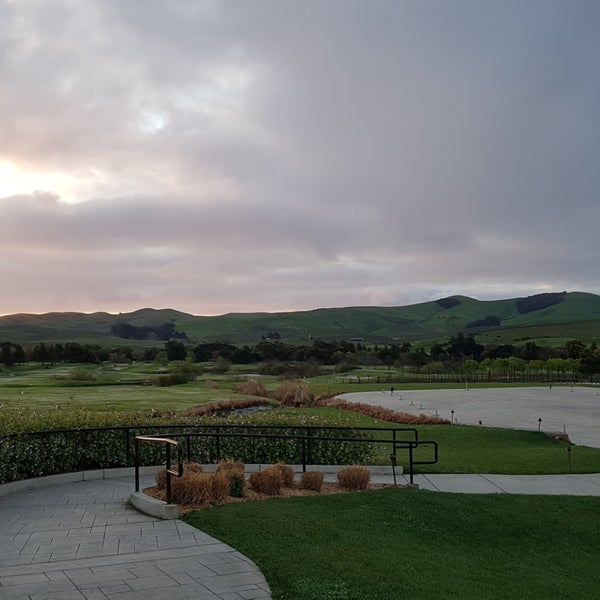 Photo taken at Eagle Vines Golf Course by Se Hoon P. on 3/17/2018