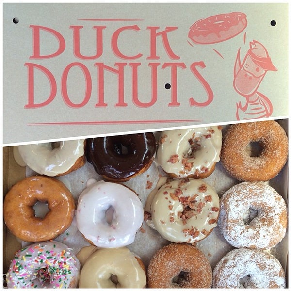 6/1/2014 tarihinde Berick B.ziyaretçi tarafından Duck Donuts'de çekilen fotoğraf
