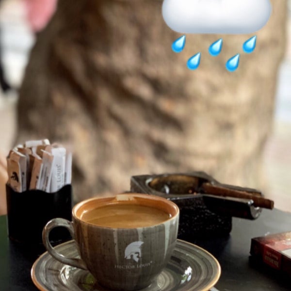 Das Foto wurde bei Hector Louis Coffee von Oğuzhan Ö. am 9/20/2019 aufgenommen
