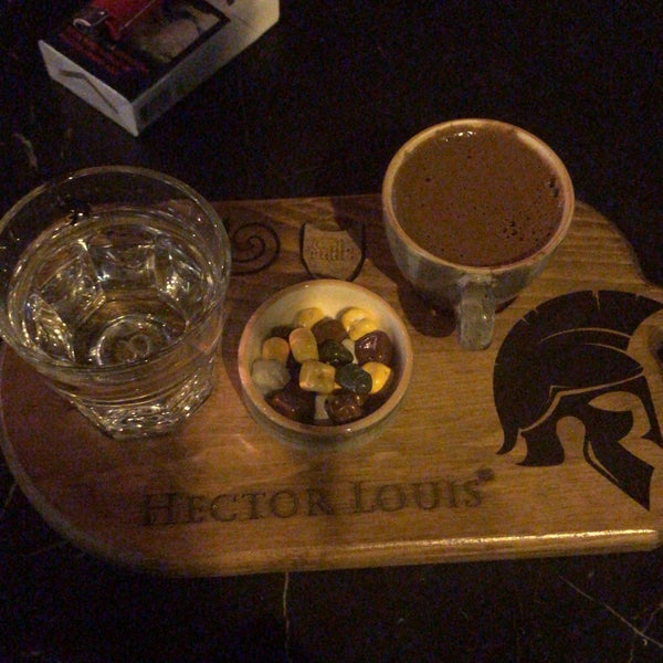 Das Foto wurde bei Hector Louis Coffee von Oğuzhan Ö. am 5/5/2019 aufgenommen