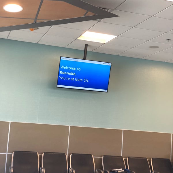 Foto scattata a Roanoke-Blacksburg Regional Airport (ROA) da Jeff il 1/6/2018
