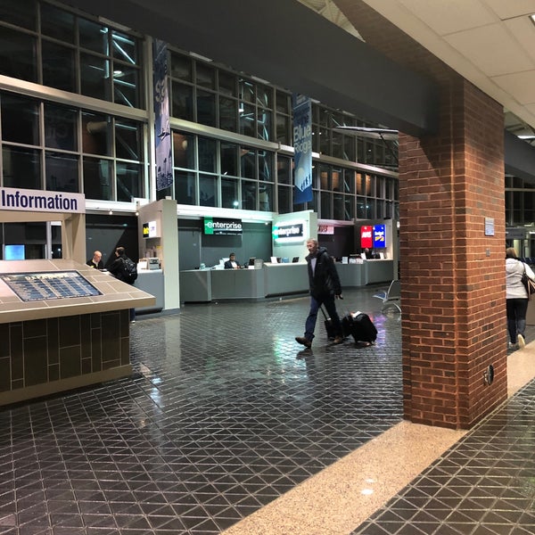 Foto scattata a Roanoke-Blacksburg Regional Airport (ROA) da Jeff il 2/18/2019
